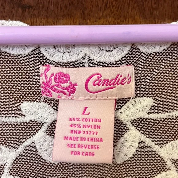 ❌SOLD❌ Cute, Candie’s Tank Top 💓 - Picture 2 of 3